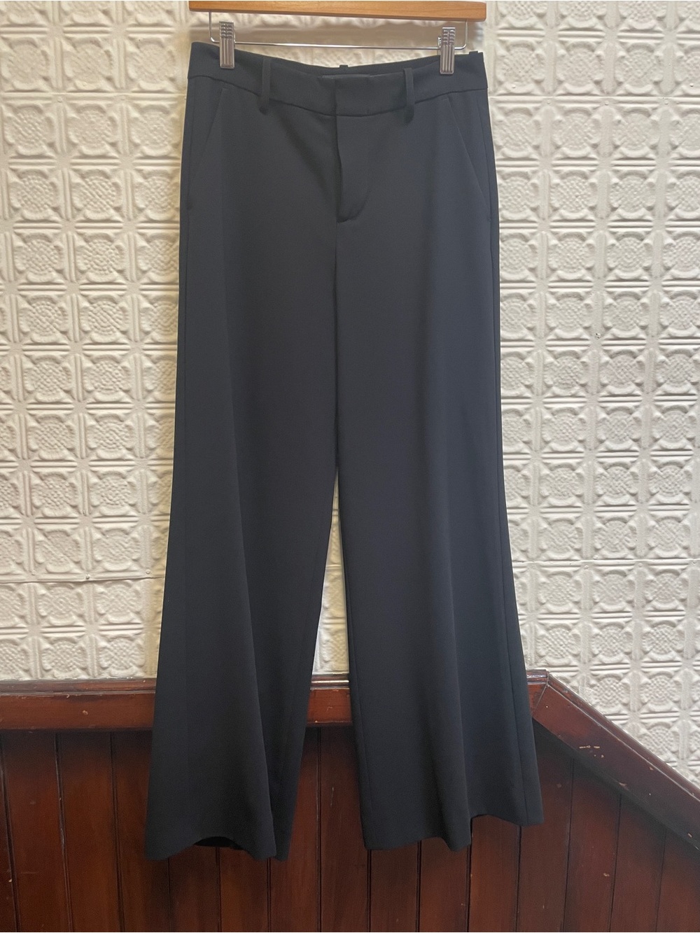 Alice and Olivia Black Wide-Leg  Dress Pants